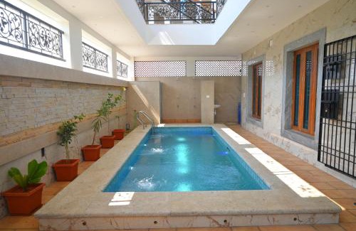 Gvanagar Villa | Luxury Villa With pool Near White Town