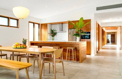 Flametree House | Luxury Villas Indigo (Heated Pool)