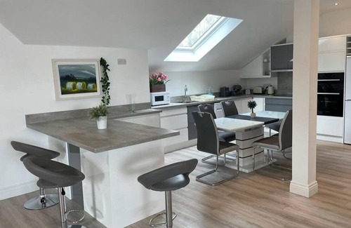 Cortober Apartment | Luxury Waterfront Apartment