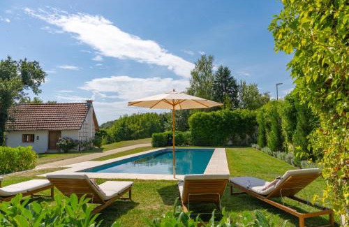 Eichkogl Villa | Luxus Villa mit großem Pool Alleinlage Nähe Graz