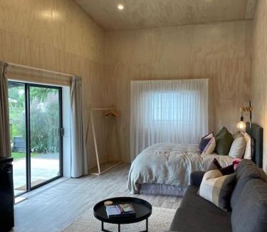 Newstead House | LyeInn - Newstead Country Retreat