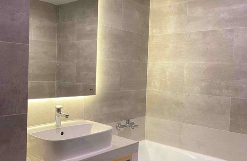 Tuban Sub-District Hotel | LYNN Hotel Tuban