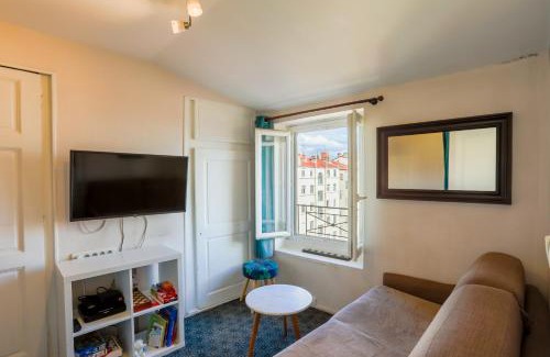 Marechal Lyautey - Vitton Apartment | Lyon Premium- Nid Cosy