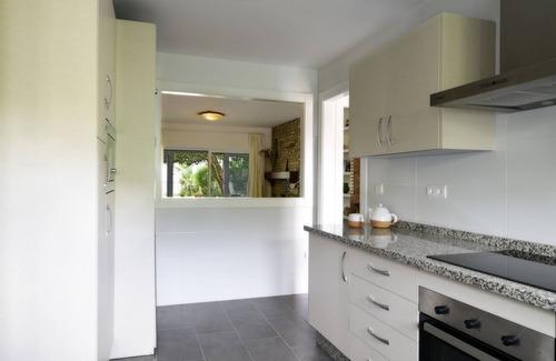 Velez-Malaga Ski Chalet | Málaga Playa, near Benajarafe