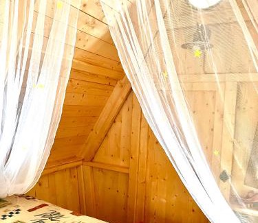 Wuthenow House | Märchenhütte- Campen am Wald und See