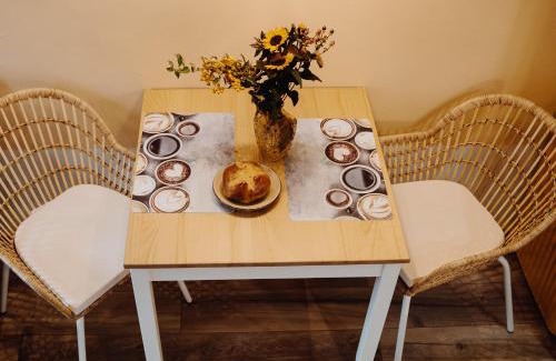 Buchheim Apartment | Mülheim, Schönes Apartment, E-Werk, Palladium, Carlswerk, Messe, Lanxess-Arena