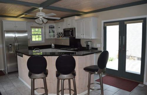 Traverse City House | M22 Shores On WEST GRAND TRAVERSE BAY