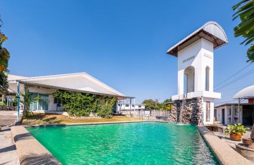 Pak Thong Chai Apartment | Maderla house