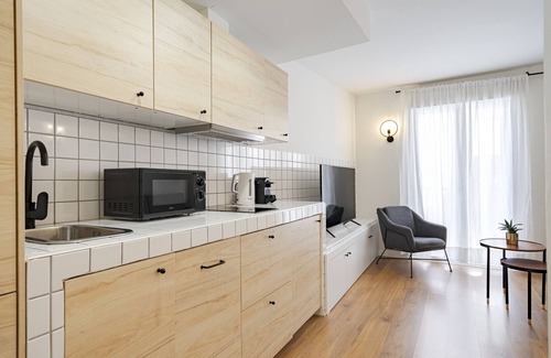 San Diego Apartment | Madrid Sur Apartments by Olala Homes