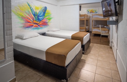 Magdalena del Mar Bed & Breakfast | Magdalen House