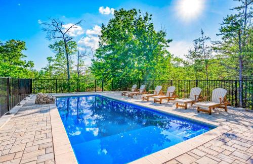 Gatlinburg - Pigeon Forge House | Magestica - Luxury Lodge -Wedding Retreats and Getaways - Premiere Smoky Mountain Views Gatlinburg-Pigeon Forge- Outdoor Pool - Arcade Room - Luxury Lodge Compound
