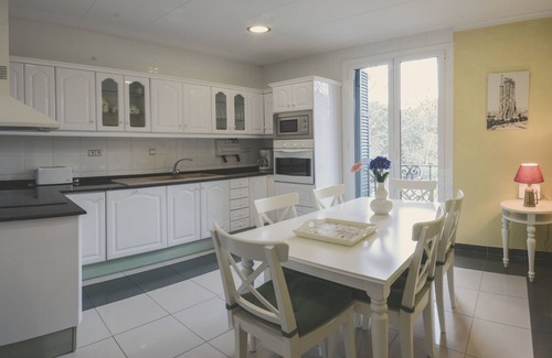 La Sagrada Familia Apartment | Magical Sagrada Familia