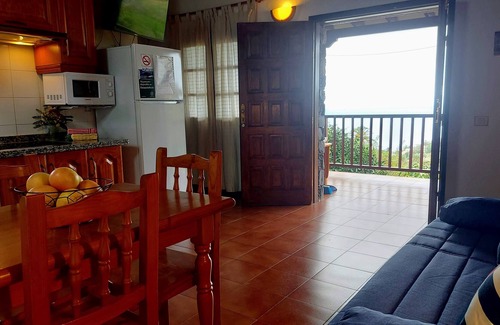 Vallehermoso Cottage | Magnificent country house with spectacular views of the sea and the mountains