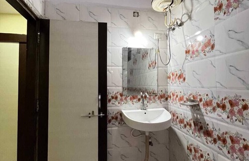 Pachmarhi Hotel | Maharaja Homestay