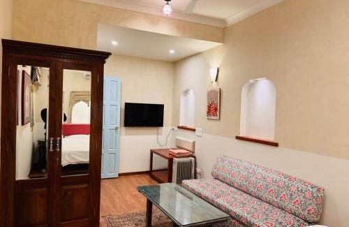 Hauz Khas Village Apartment | Maharaja Suite -2 BHK Apartment