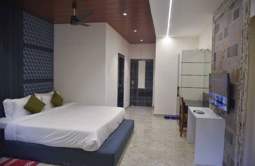 Lalbagh Resort | MAHFIL-E-MOTIJHEEL