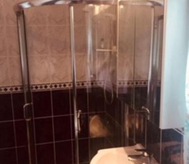 Quilty House | Maisie's Seaside Cottage