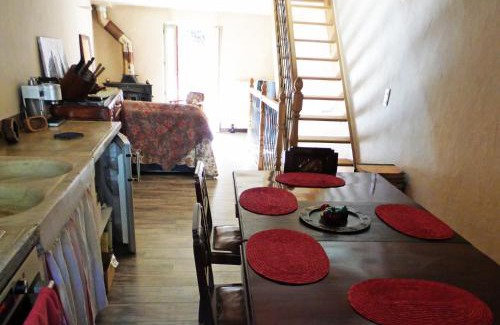 Isola Apartment | Maison Authentique Proche Isola 2000 et Auron