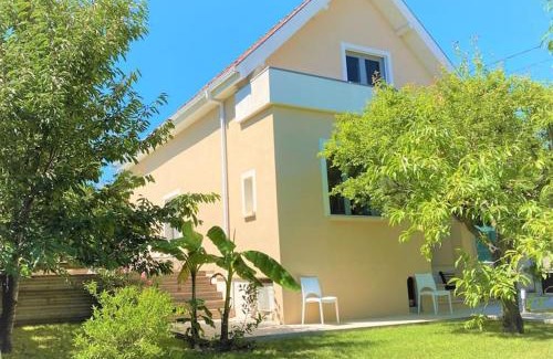 Cros-de-Cagnes Villa | Maison avec piscine et parking à 1,3km des plages