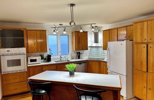 Pabos House | Maison avec vue sur la mer