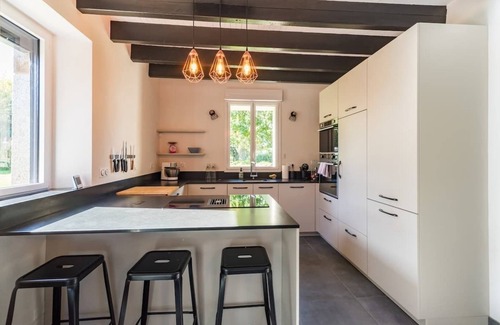 Plelo House | Maison chaleureuse, parfaite pour les familles