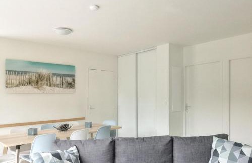 Parentis-en-Born House | Maison confortable à Parentis-en-Born avec piscine partagée