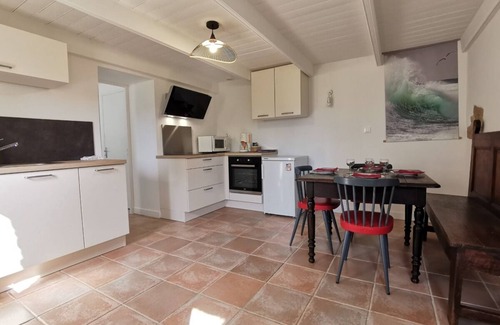 Plozevet House | Maison de Pêcheur à Proximité D'un Petit Port et à 2 min de la Plage