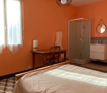Cernoy-en-Berry Villa | Maison de village
