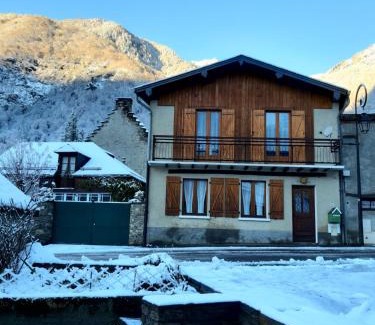 Cier-de-Luchon House | Maison des trois ormeaux