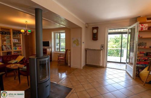 Laissac House | Maison indépendante avec parc privé à Laissac