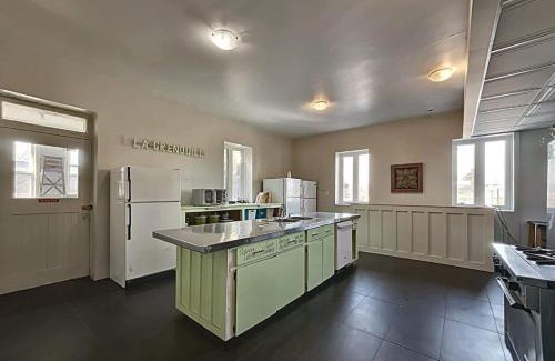 Desbiens Hotel | Maison Zacharie