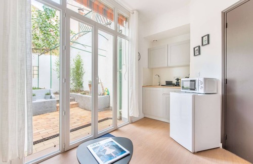 4th Arrondissement Apartment | MaisonMars Studio 3 Blancarde