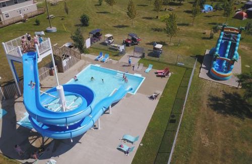 Dunnville Other | Maitland Shires Resort