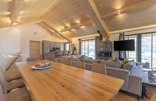 Haus im Ennstal Ski Chalet | Majestic chalet with pool and sauna