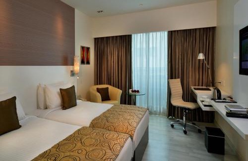 Navi Mumbai Hotel | Majestic Court Sarovar Portico