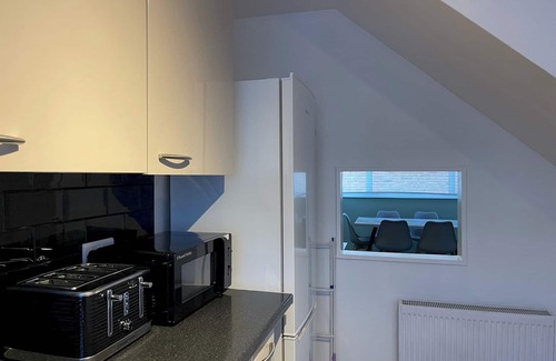 The Lanes Apartment | Majestic Modern Mews Apartment | Pass The Keys