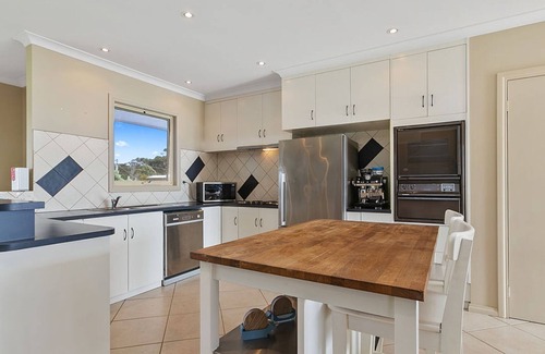 Marengo House | Majestic Views - Boasts stunning 180-degree views