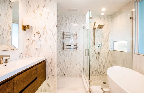 Folly Beach Bed & Breakfast | Make Regatta Inn your Folly Beach home away from home.