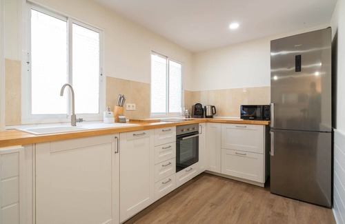 Ensanche Centro Apartment | Malaga Center, Soho Area, Holiday Apartment, 3 Bedrooms 2 Bathrooms