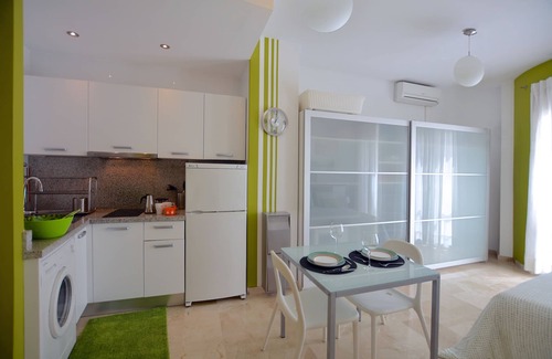 San Felipe Neri Apartment | Malaga: Quiet, cosy studio