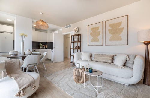 Palma-Palmilla Apartment | Malaga Skyline 5 Pool & Parking Free