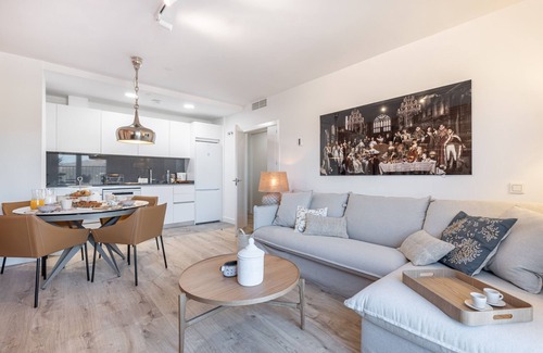 Palma-Palmilla Apartment | Malaga Skyline 7 Pool & PK Free