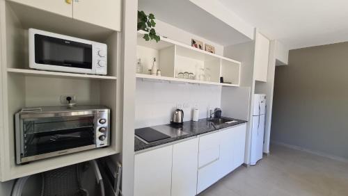 Maipu Apartment | MALBEC Depto - Complejo Privado - Ruta del Vino - Turismo de negocio - A 5min Estadio Arena Maipu, 200 mt Il Mercato - 3 o 4 personas