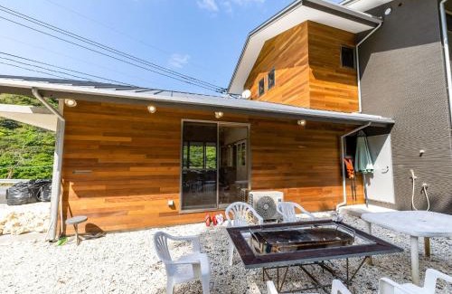 Amami House | Male Only Dormitory Guest House Amami Long Beach 2 Breakfast included- Vacation STAY 64524v