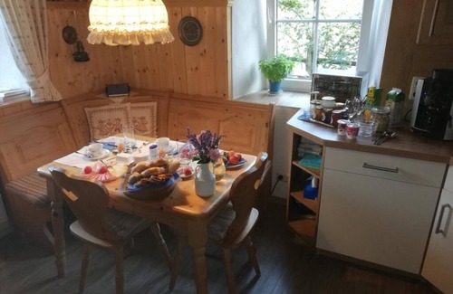 Hollenstein an der Ybbs Apartment | Malerisches 40 m2 Apartment mit einem Schlafzimmer - Frühstück inkl.