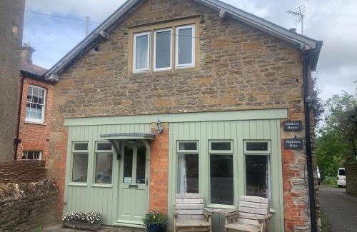 Yetminster House | Mallows Cottage