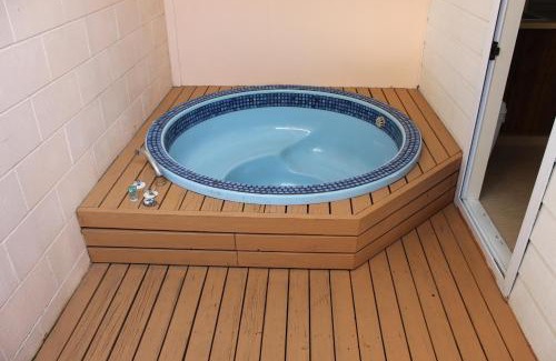 Fenton Street Hotel | Malones Spa Motel