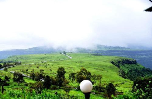 Satara Hotel | Malvan Katta