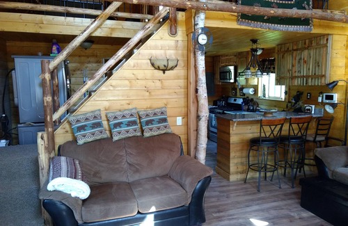 Funny River Cabin | Mama Bear Cabin-Soldotna-Family and Fisherman Friendly! Alaska Building a Dream