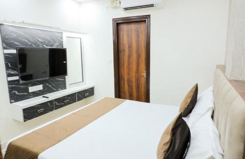 Jalandhar House | Mand Canal View Rest House FOR FAMILIES ONLY